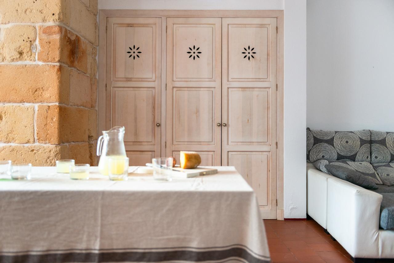 Cal Bisbe Villa Ciutadella  Exteriör bild